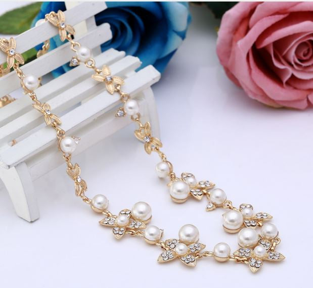 Gold Plated Inlaid With Imitation Diamond Short Choker Pearl Necklace